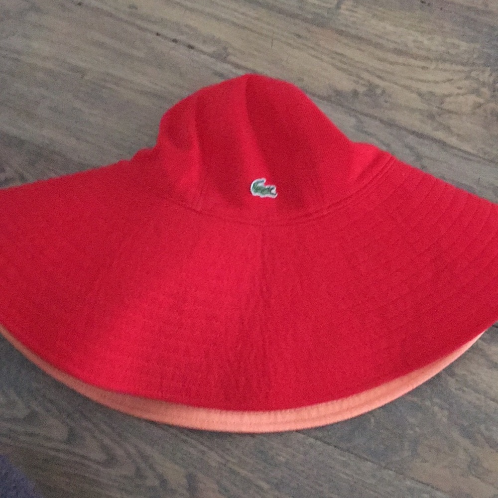 Reversible Lacoste bucket worn once